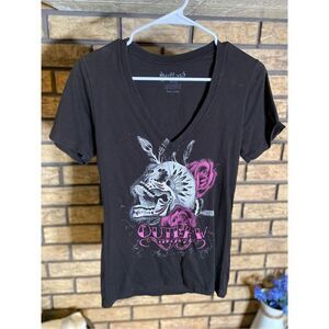 Outlaw Threadz V-Neck Skull Shirt‎